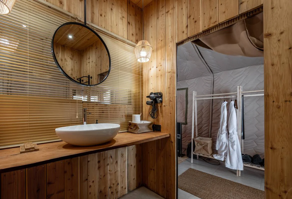 Badkamer in een Family glampingtent